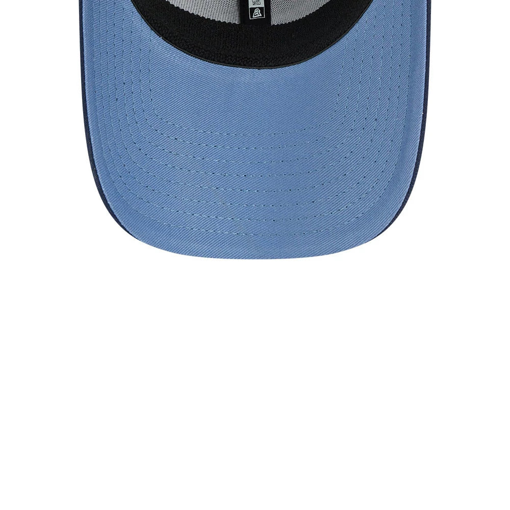 Chicago White Sox MLB Faded Oceanside Dark Blue New Era 39THIRTY Stretch Fit Cap, inside view showing a black sweatband and grey interior panels, with the light blue undervisor and New Era brand label on the taping.