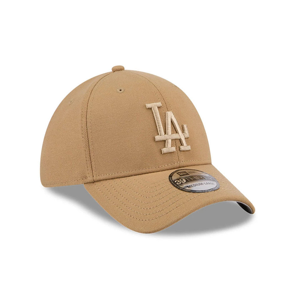 Pictured is this MLB LA Dodgers 39THIRTY Stretch Fit cap in beige. 4