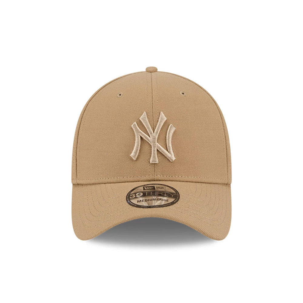 Pictured is this MLB New York Yankees 39THIRTY Stretch Fit cap in beige. 3