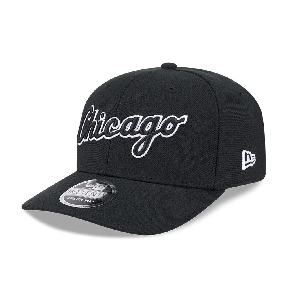 Chicago White Sox MLB Black New Era 9SEVENTY Stretch Snap Adjustable Cap, three-quarter view showing the white embroidered Chicago script logo on the front panels, black curved visor with a 9SEVENTY size sticker.