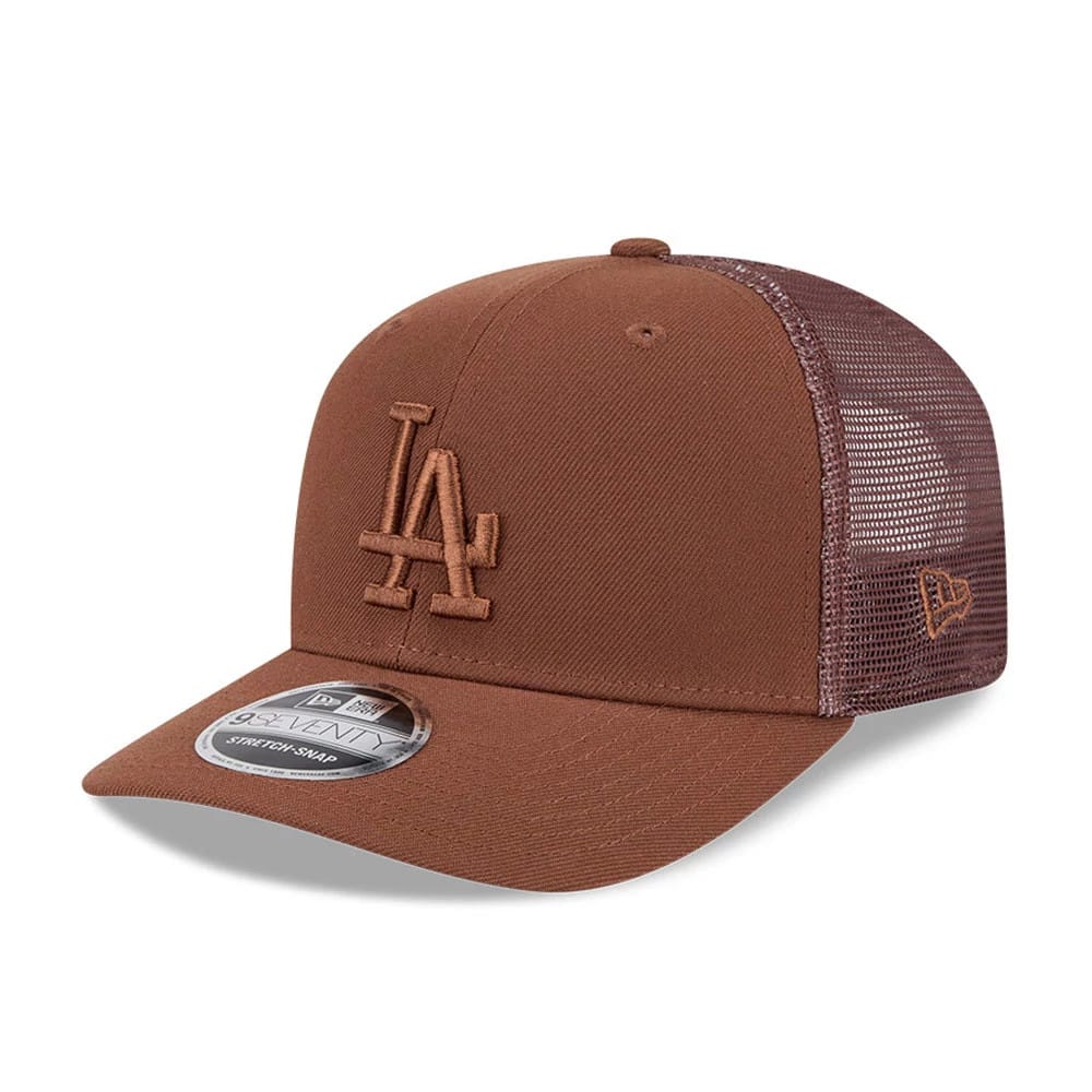 Pictured is this MLB Tiramisu LA Dodgers 9SEVENTY Stretch Snap cap in dark brown. 1