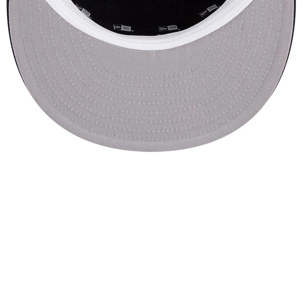 Pictured is this MLB Cooperstown New York Yankees Pillbox Adjustable cap in navy. 2
