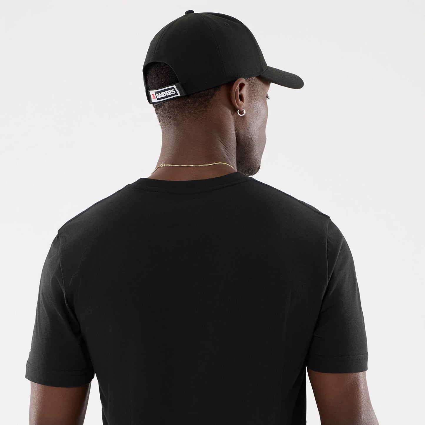 The model is wearing this NFL Training 2026 Las Vegas Raiders T-Shirt in black. 7