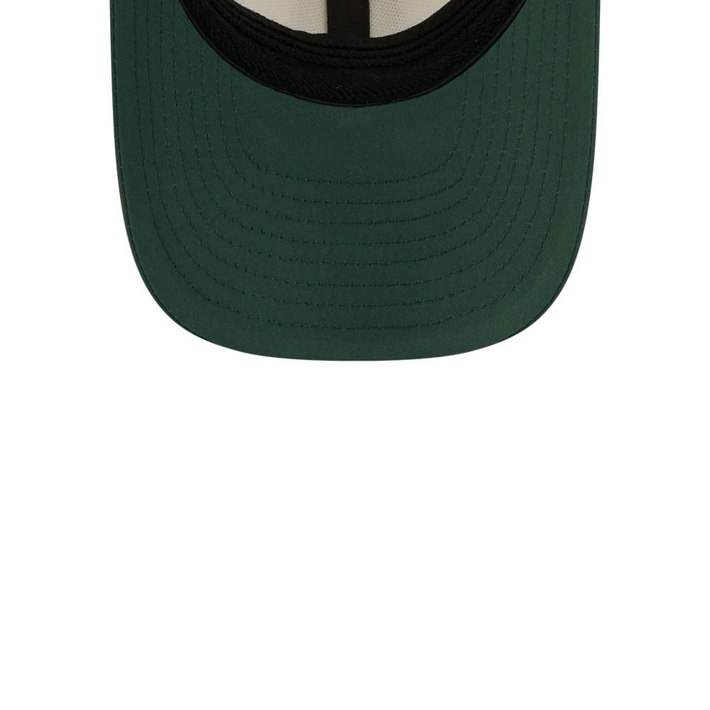 Pictured is this NFL Training 2026 Green Bay Packers 39THIRTY M-Crown Stretch Fit cap in white. 7