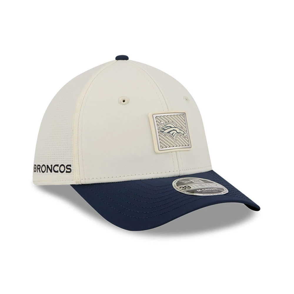 Denver Broncos NFL Training 2026 White New Era 39THIRTY M-Crown Stretch Fit Cap, front view showing a raised embroidered Broncos logo on the centre front panel, with navy visor and 39THIRTY size sticker, and broncos lettering on the side.