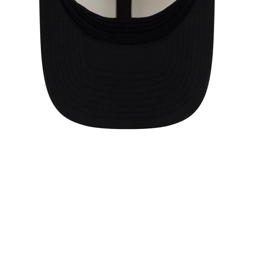 Pictured is this NFL Training 2026 Pittsburgh Steelers 39THIRTY M-Crown Stretch Fit cap in white. 7