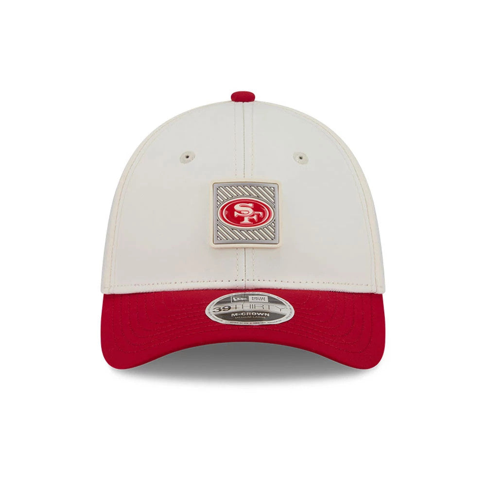 49ers NFL Training 2026 White New Era 39THIRTY M-Crown Stretch Fit Cap, front view showing a patch with the red and white SF logo on the white front panel, with a contrasting red visor and a 39THIRTY size sticker.