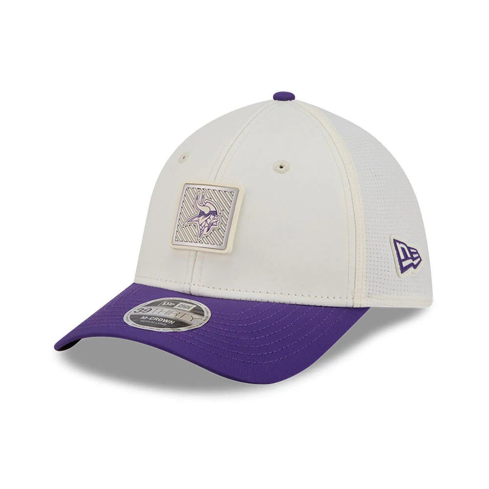 Minnesota Vikings NFL Training 2026 White New Era 39THIRTY M-Crown Stretch Fit Cap, front view showing the square embroidered Vikings logo on the white front panels, a purple curved visor with a 39THIRTY size sticker, and a purple top button.