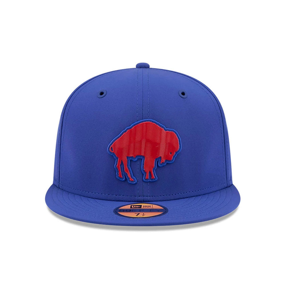 Buffalo Bills NFL Sideline 2026 Blue New Era 59FIFTY Fitted Cap, front view showing the raised red embroidered Buffalo logo on the structured blue crown, with a 59FIFTY size sticker on the flat blue visor and matching eyelets.