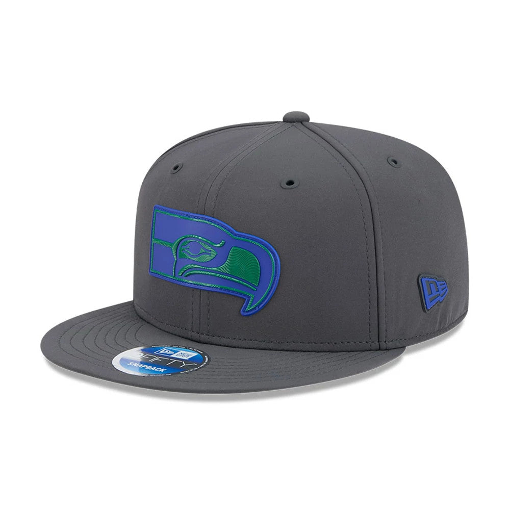 Pictured is this NFL Sideline 2026 Seattle Seahawks 9FIFTY Snapback cap in charcoal. 1