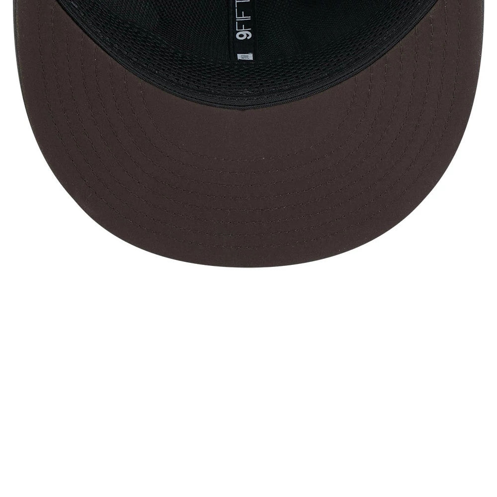 Pictured is this NFL Sideline 2026 Cleveland Browns 9FIFTY Snapback cap in charcoal. 2