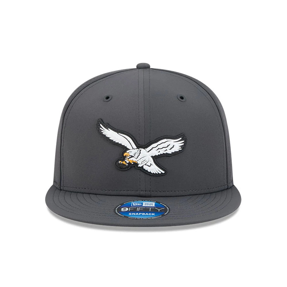 Pictured is this NFL Sideline 2026 Philadelphia Eagles 9FIFTY Snapback cap in charcoal. 3
