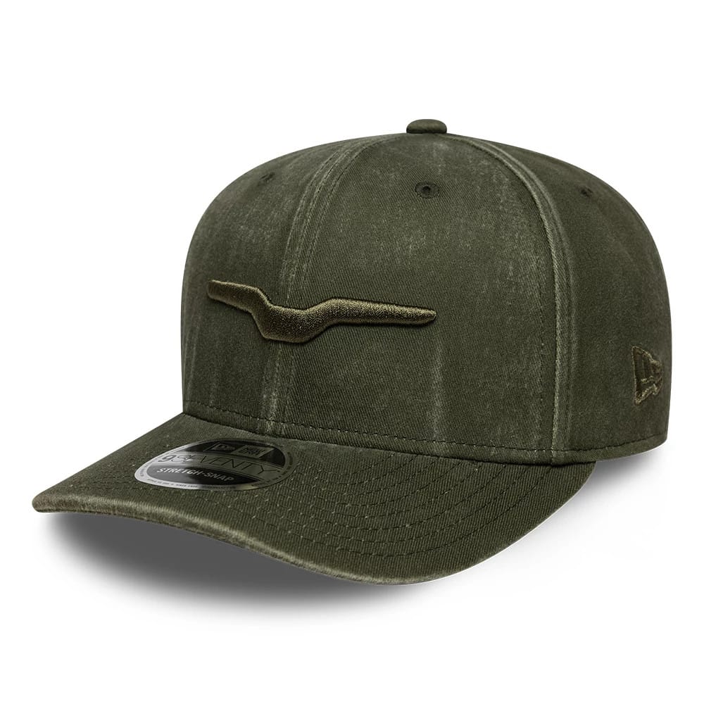 Pictured is this Moto Guzzi Logo 9SEVENTY Stretch Snap cap in green. 1