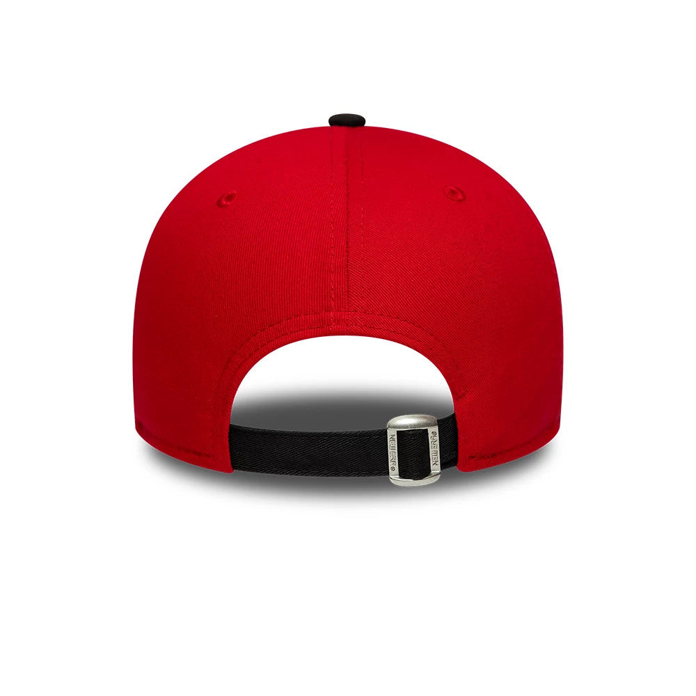 AC Milan Contrast Red & Black New Era 9FORTY Adjustable Cap, rear view showing a plain red crown featuring a black top button, with an adjustable black strap with a buckle at the base of the structured back panels.