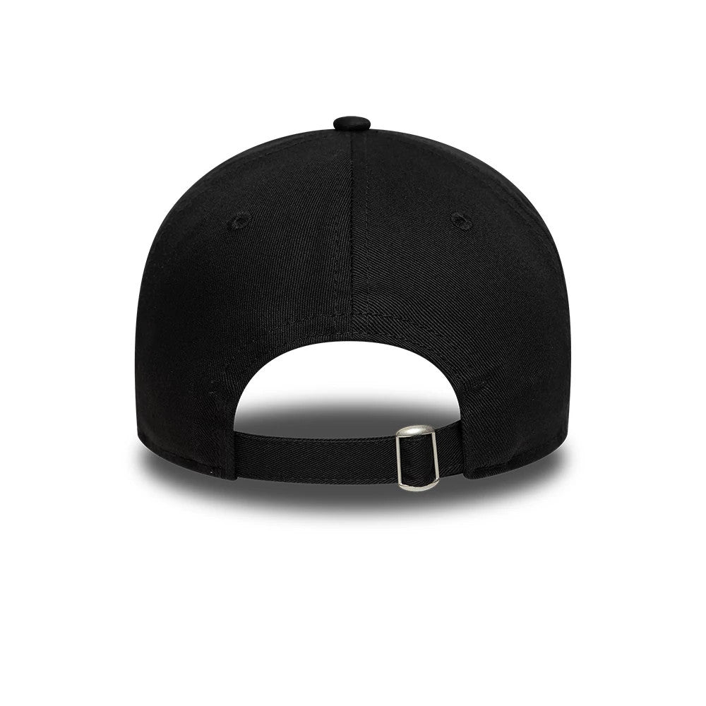 Pictured is this Chelsea FC Script 9TWENTY cap in black. 4