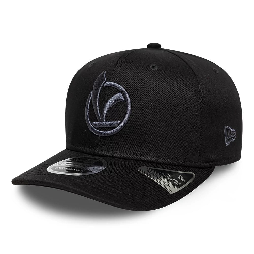 Pictured is this Vespa 9SEVENTY Stretch Snap cap in black. 1
