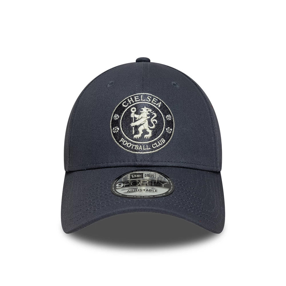 Chelsea FC Grey New Era 9FORTY Adjustable Cap, front view showing the white embroidered Chelsea FC crest on the structured grey crown, a curved grey visor, and a 9FORTY size sticker on the top, below the logo.