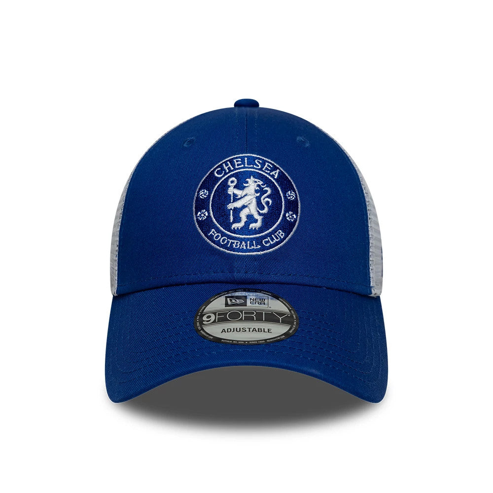 Chelsea FC League Blue New Era 9FORTY Adjustable Cap, front view showing the white embroidered Chelsea FC crest on the structured blue crown, with a curved visor and a 9FORTY size sticker placed at the centre.