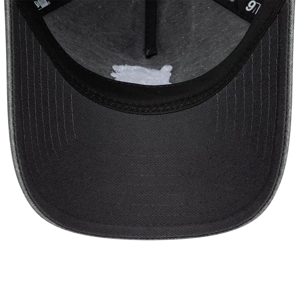 Pictured is this Chelsea FC Washed 9TWENTY A-Frame cap in dark grey. 5