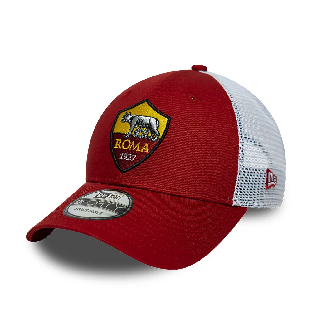 Pictured is this AS Roma League 9FORTY cap in dark red. 1