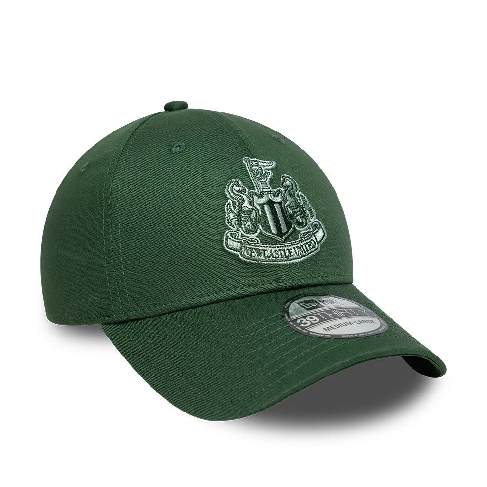 Pictured is this Newcastle United FC 39THIRTY Stretch Fit cap in dark green. 3