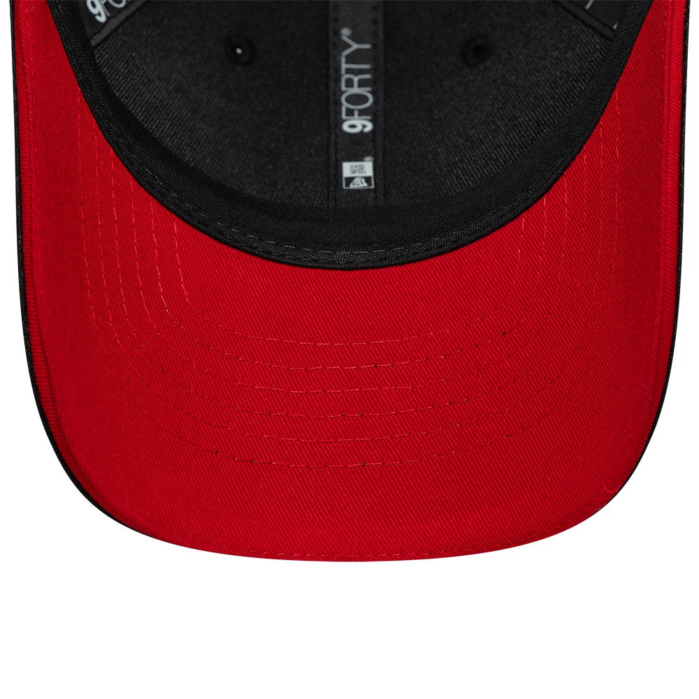 Pictured is this AC Milan Diamond Era 9FORTY M-Crown cap in black. 2