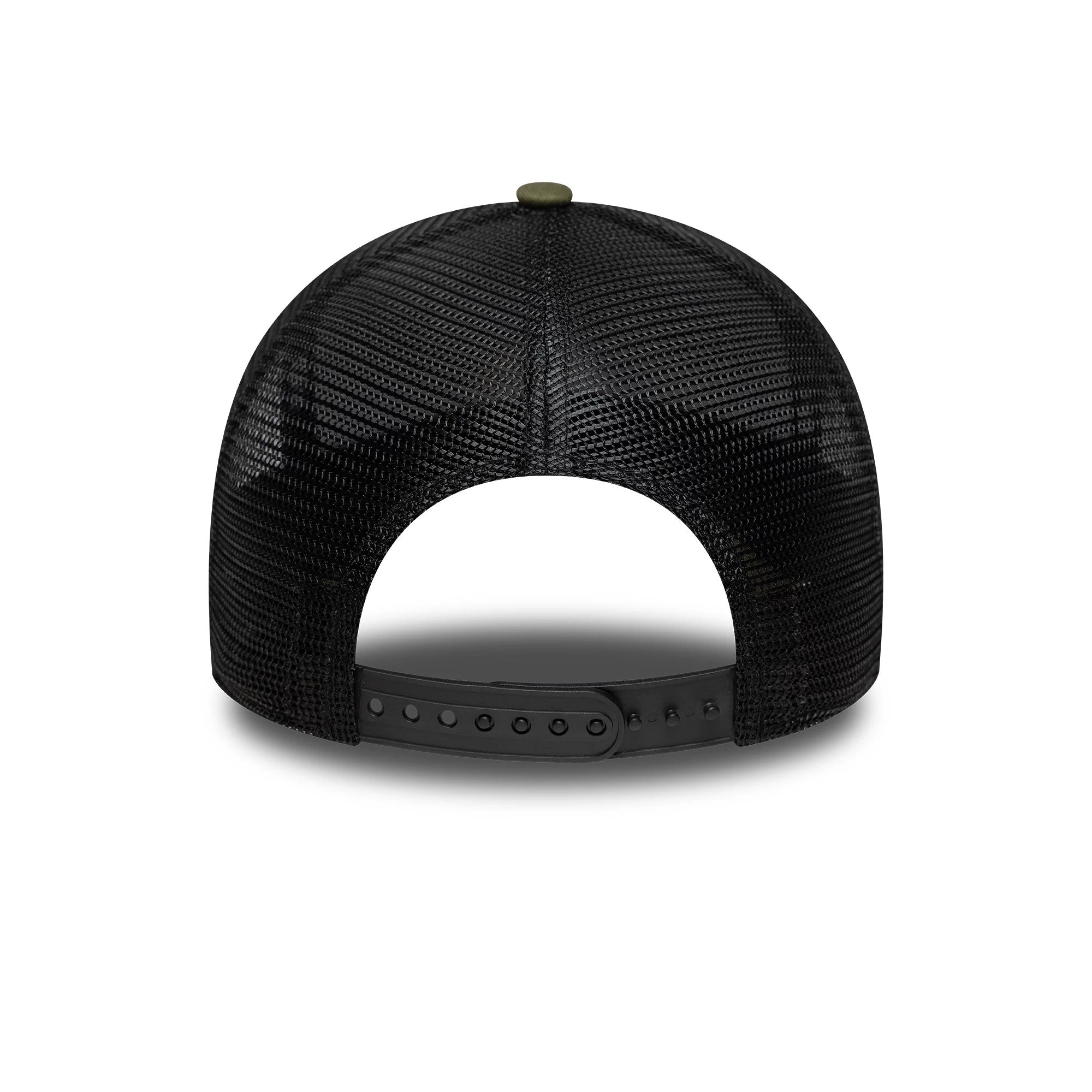 Pictured is this Ducati Motor Core 9FORTY E-Frame Trucker cap in green. 4