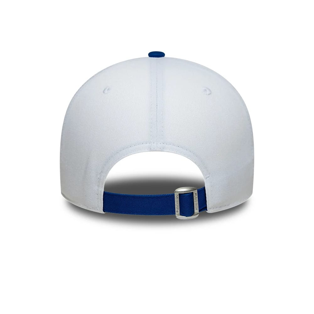 Pictured is this FC Porto Contrast 9FORTY cap in white & blue. 4
