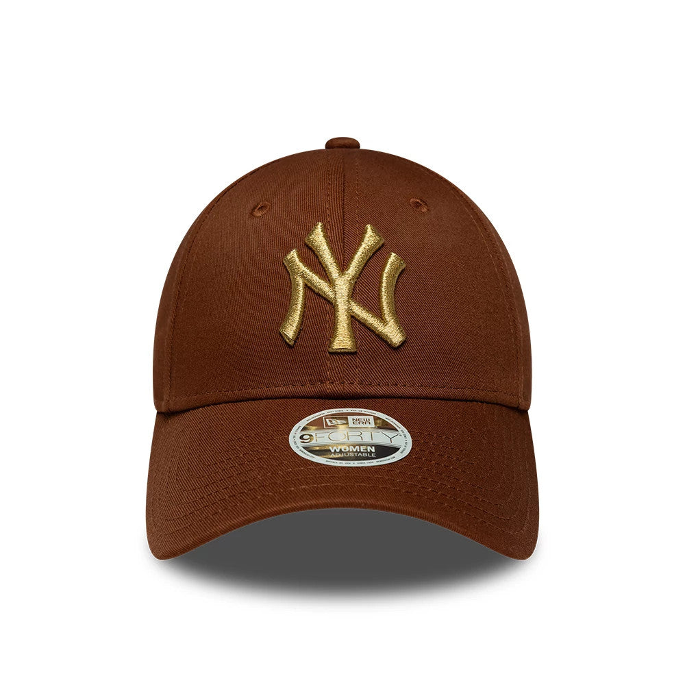 New York Yankees Womens MLB Metallic Brown New Era 9FORTY Adjustable Cap, front view showing the raised gold embroidered NY logo centred on the structured brown crown, with a brown curved visor and 9FORTY size sticker displayed prominently.