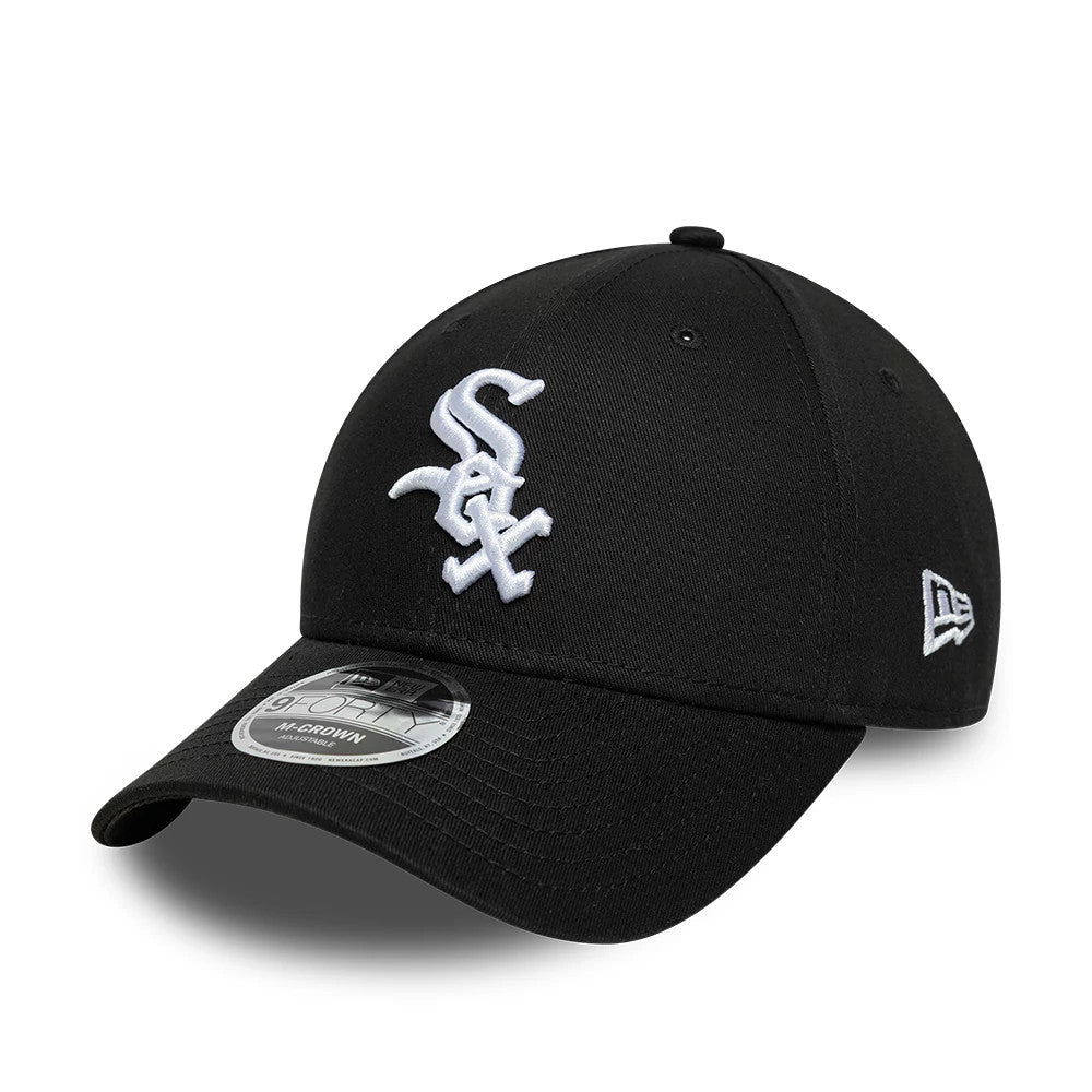 Pictured is this MLB Side Script Chicago White Sox 9FORTY M-Crown cap in black. 4