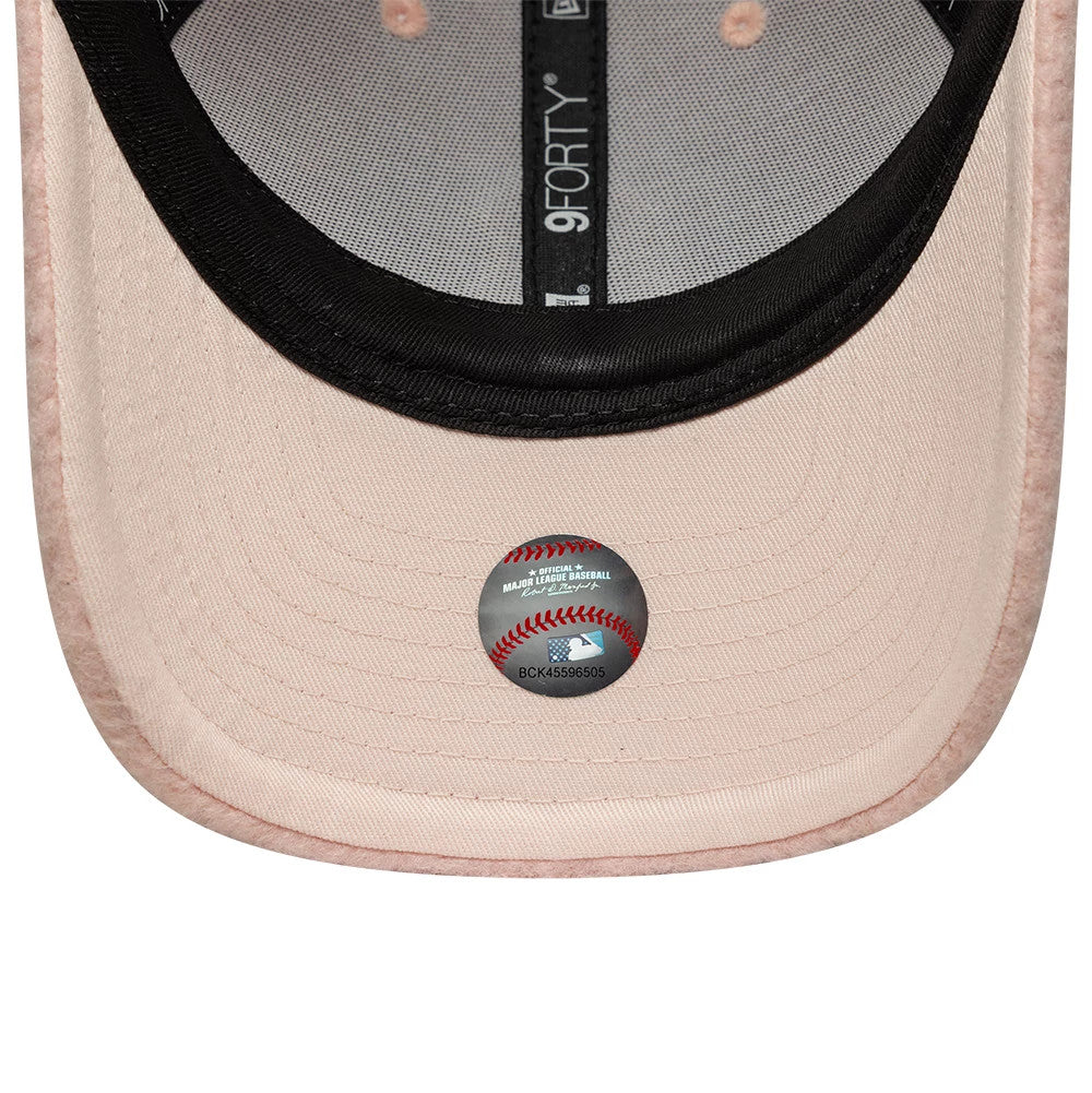 Pictured is this Womens MLB Winter Borg New York Yankees 9FORTY M-Crown cap in pastel pink. 5