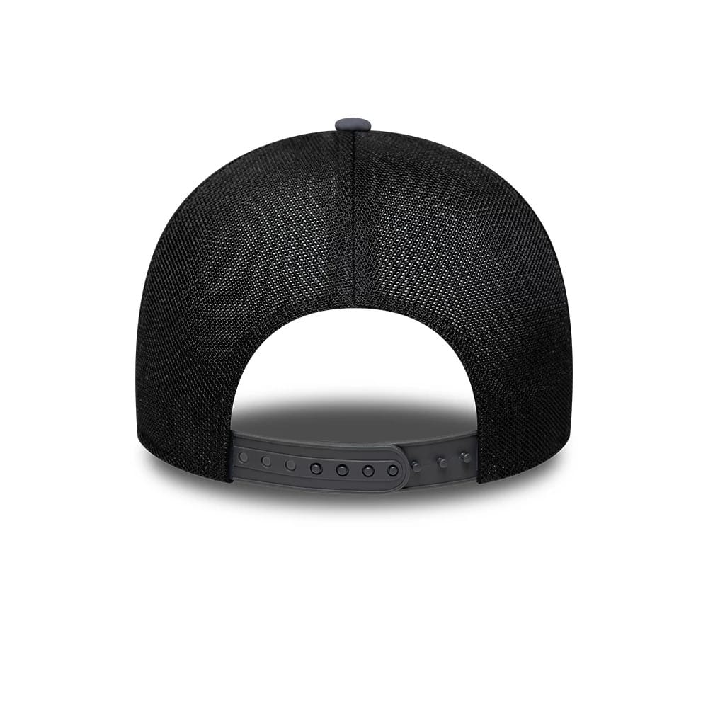 Pictured is this MLB Graphic LA Dodgers 9FORTY Apex cap in grey. 4