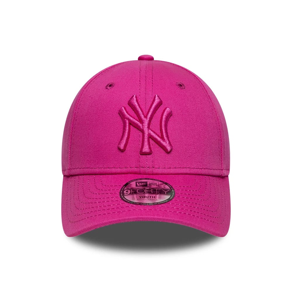 Pictured is this Youth MLB League Essential New York Yankees 9FORTY cap in bright pink. 2