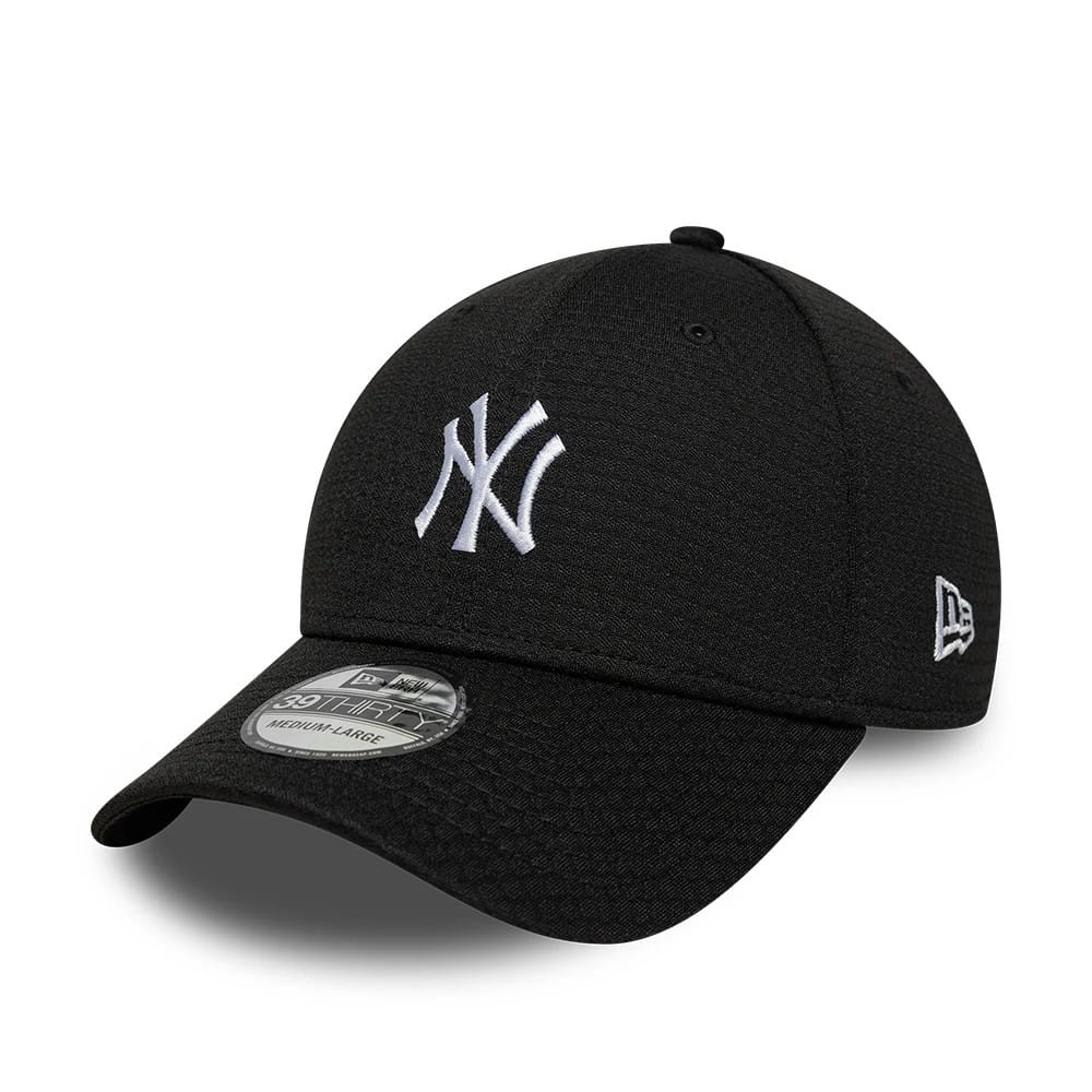 Pictured is this MLB Stretch Mesh New York Yankees 39THIRTY Stretch Fit cap in black. 1