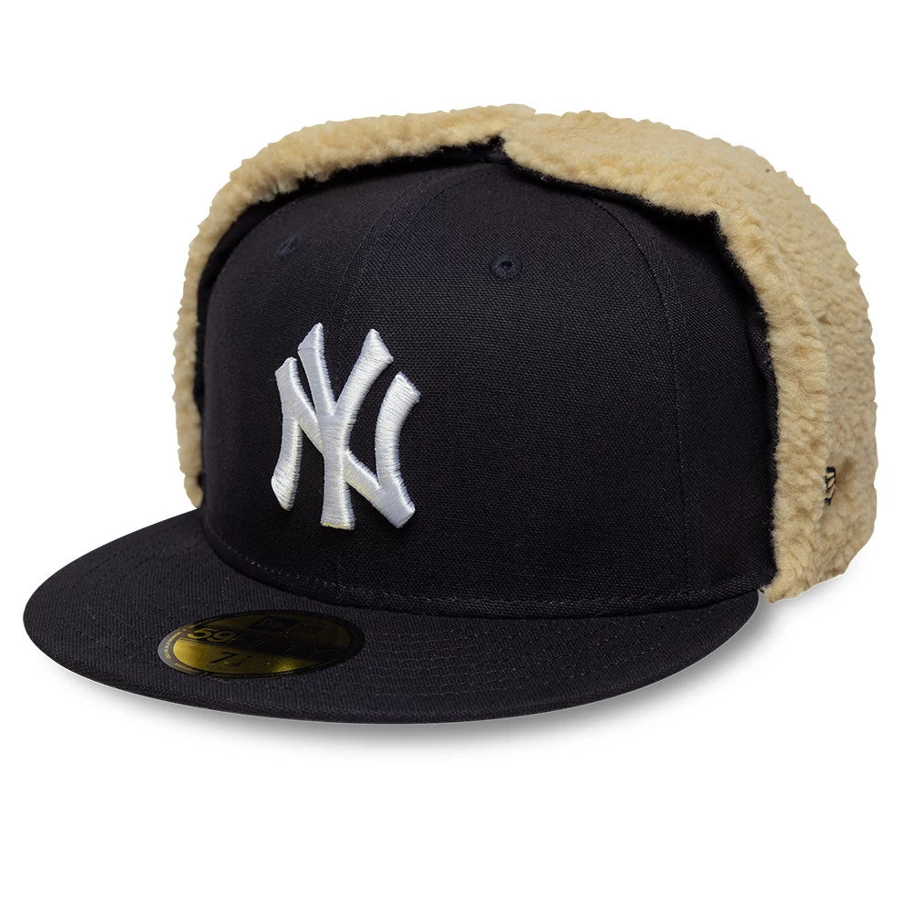 Pictured is this MLB World Series New York Yankees Dogear 59FIFTY Fitted cap in navy. 4