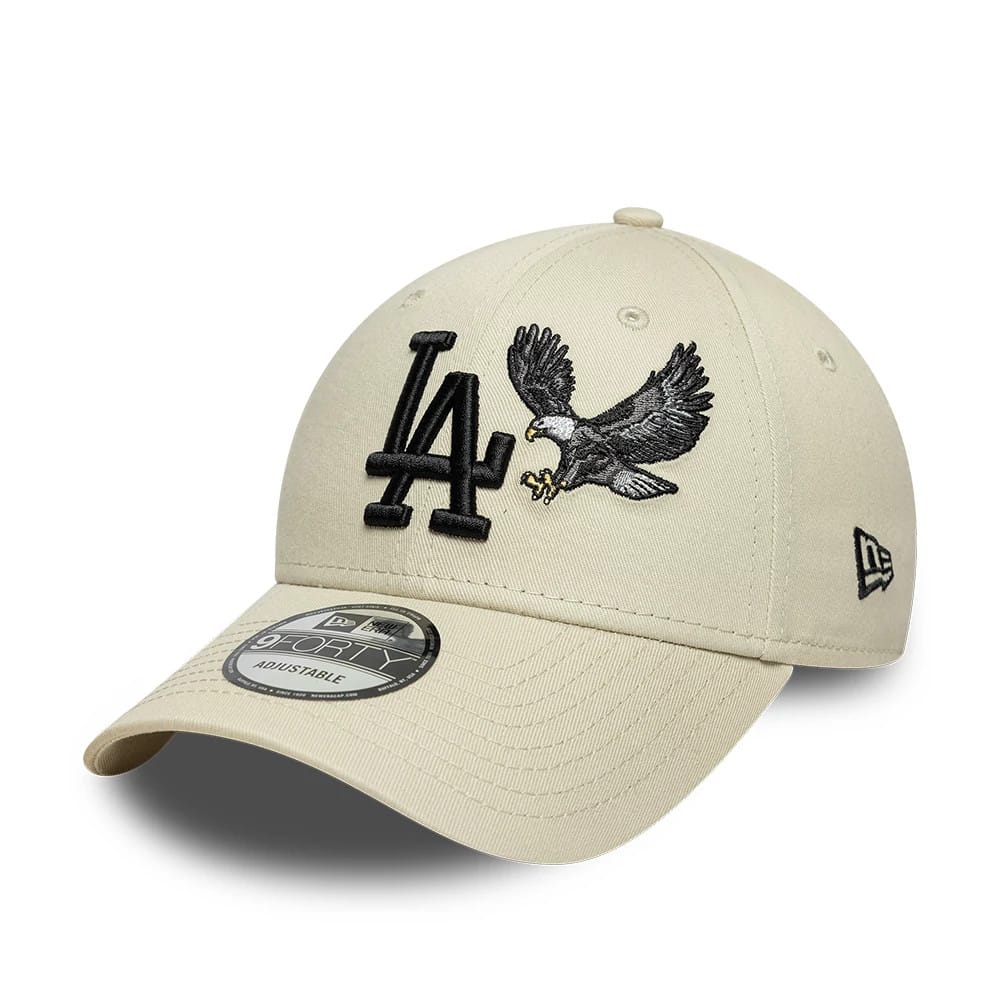 LA Dodgers MLB Outdoor Icon Cream New Era 9FORTY Adjustable Cap, front view showing the raised black LA logo embroidered next to a detailed eagle graphic, curved cream visor with a 9FORTY size sticker and the New Era flag logo on the left side.
