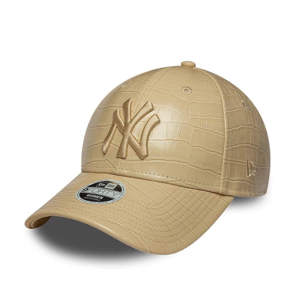 Pictured is this Womens MLB Pattern PU New York Yankees 9FORTY cap in light beige. 1