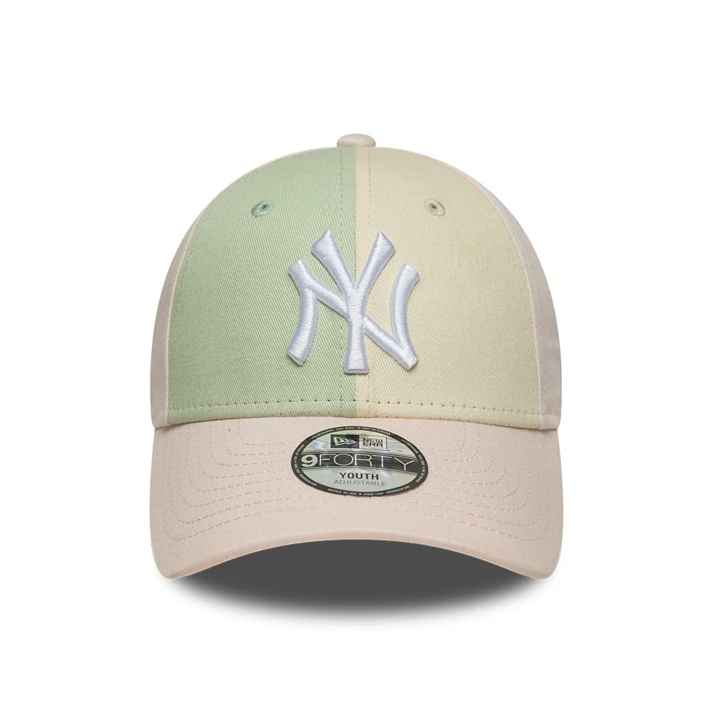 Pictured is this Youth MLB Colourblock New York Yankees 9FORTY cap in pastel pink. 2