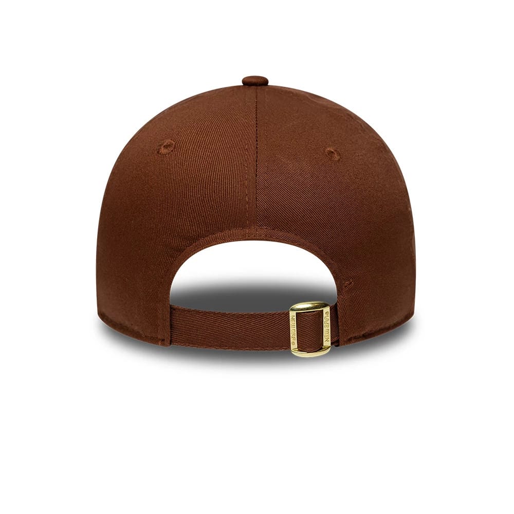 Pictured is this Youth MLB Metallic New York Yankees 9FORTY cap in brown. 4