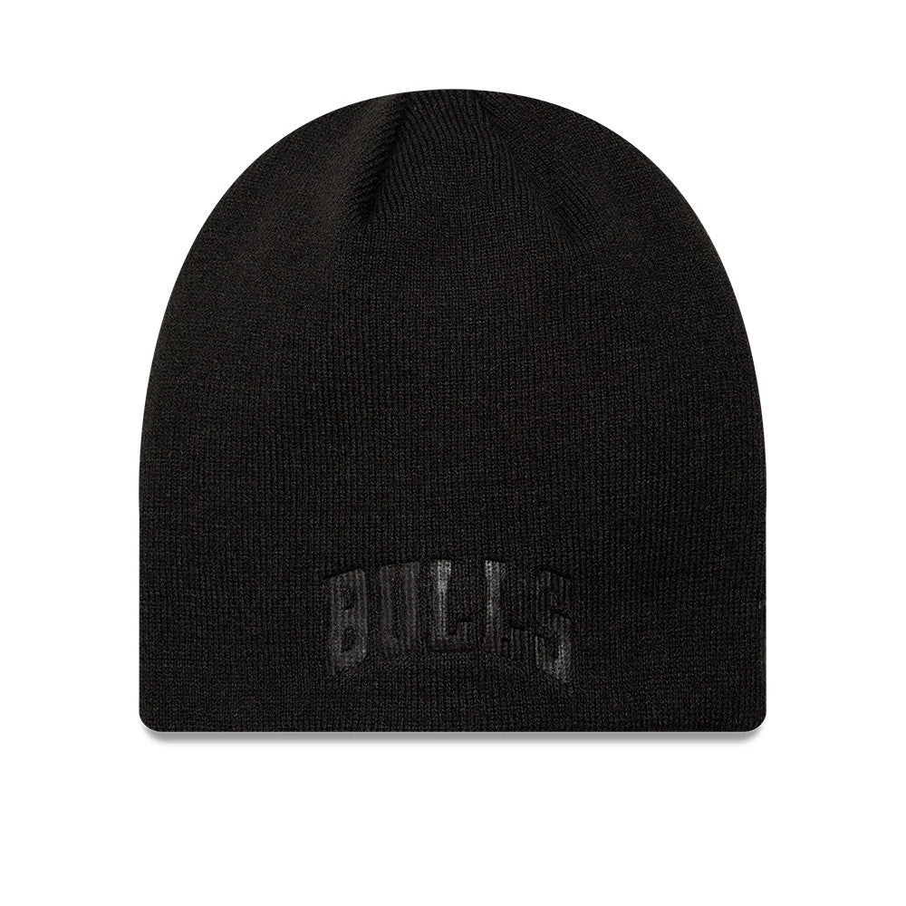 New Era Chicago Bulls NBA Wordmark Black Skull Knit Beanie Hat, front view showing a black embroidered Bulls wordmark across the lower edge of the knit fabric, with ribbed texture and a seamless top for a finish.