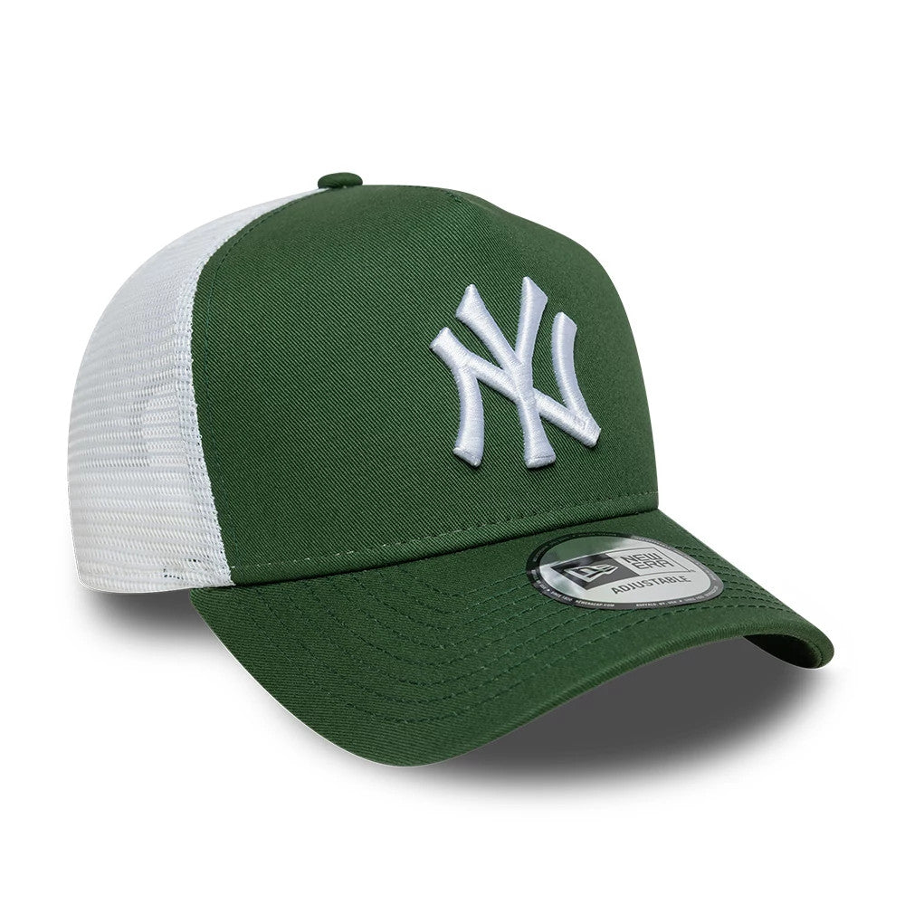 Pictured is this MLB League Essential New York Yankees 9FORTY A-Frame Trucker cap in dark green. 3