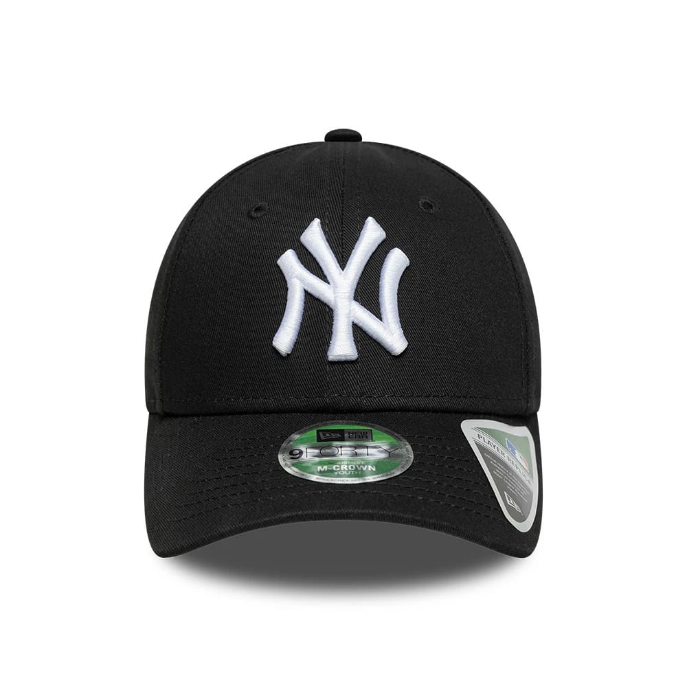 Pictured is this Youth MLB New York Yankees 9FORTY M-Crown cap in black. 2