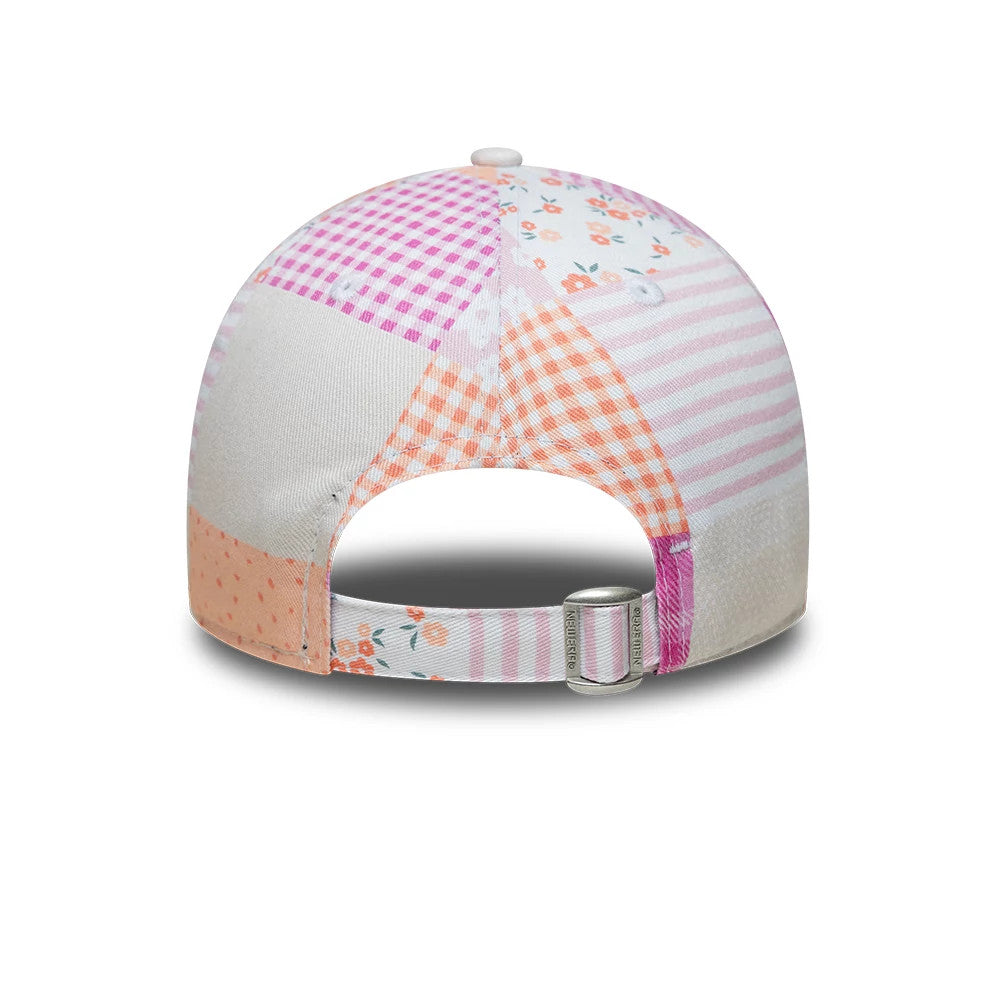 Pictured is this Youth MLB Patchwork New York Yankees 9TWENTY cap in pastel pink. 4