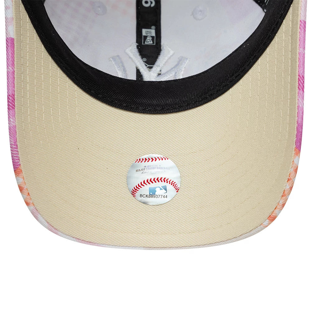 Pictured is this Youth MLB Patchwork New York Yankees 9TWENTY cap in pastel pink. 5