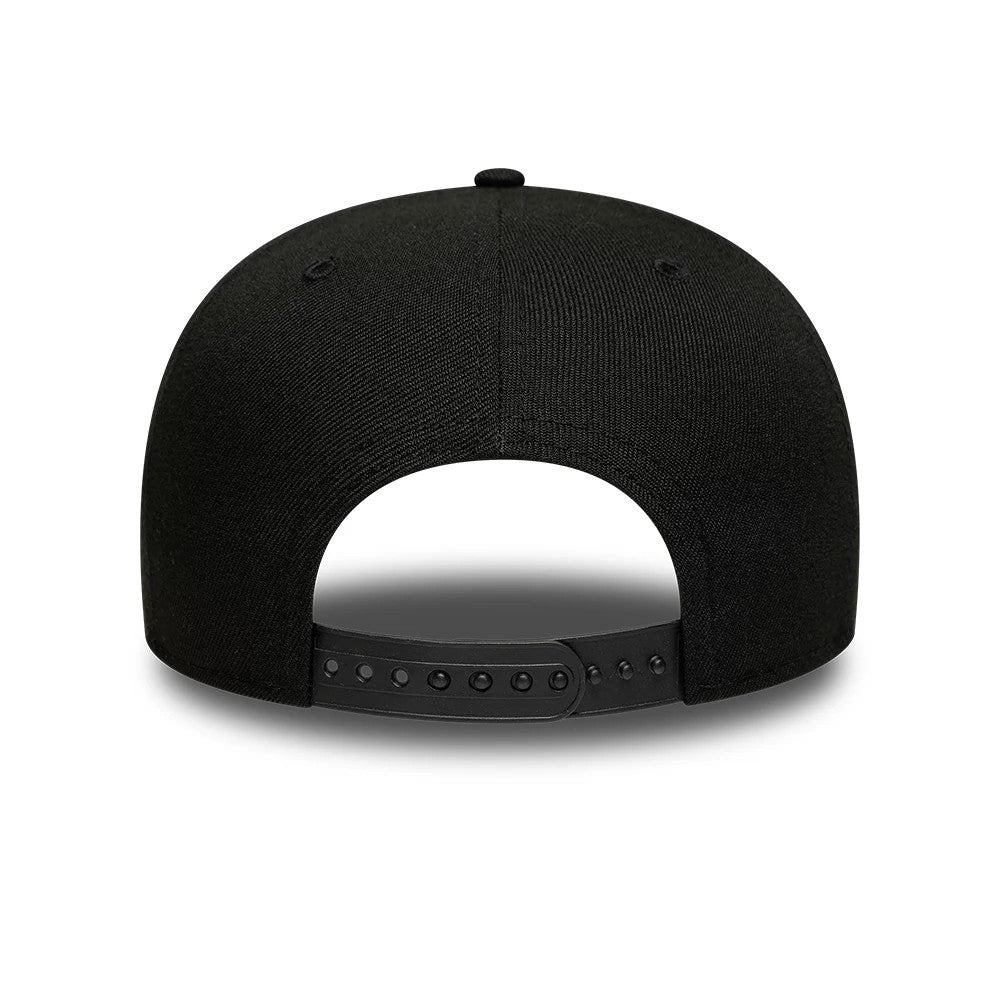 Pictured is this MLB Graphic New York Yankees 19TWENTY cap in black. 4