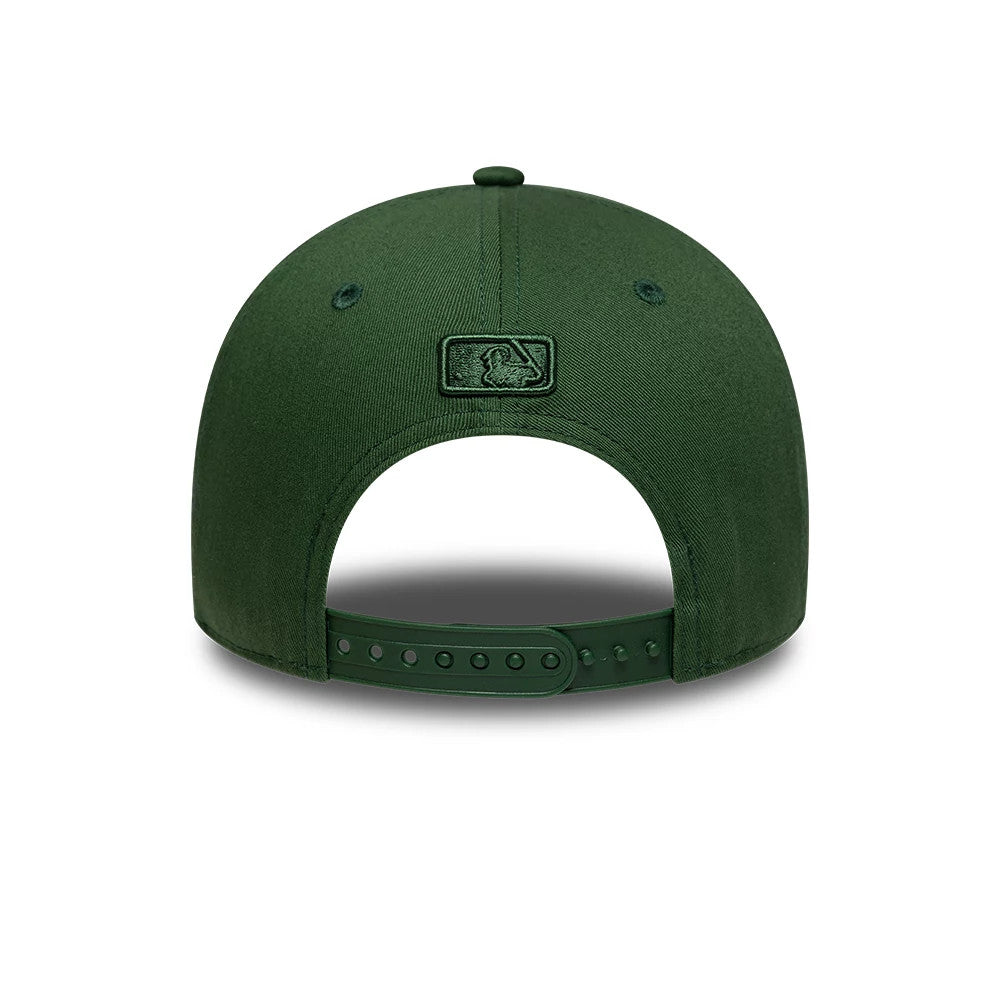 LA Dodgers MLB Dark Green New Era 9FORTY M-Crown Adjustable Cap, rear view showing the embroidered MLB Batterman logo in dark green at the centre back, with eyelets and a green adjustable strap for a customised fit.