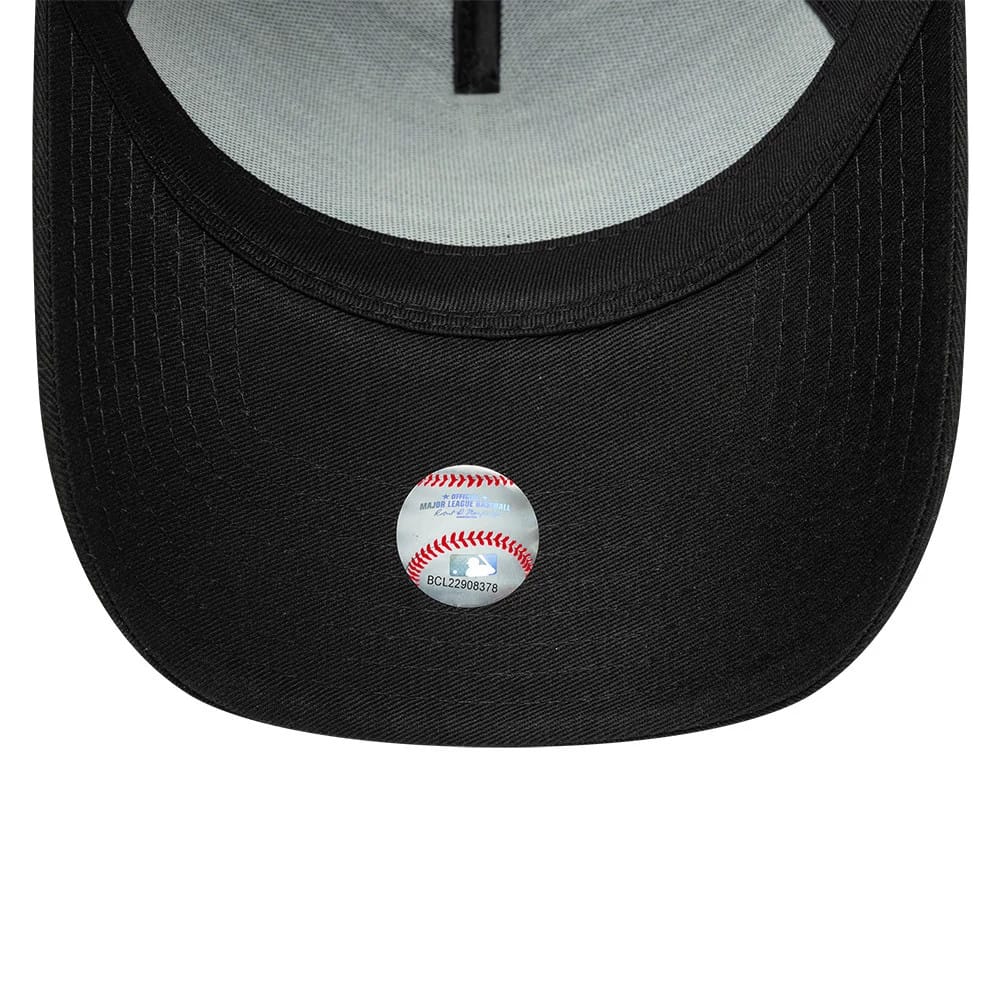 Pictured is this MLB Metallic Outline New York Yankees 9FORTY A-Frame cap in black. 5