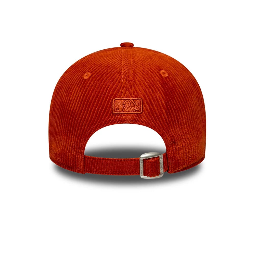 Pictured is this MLB Cord LA Dodgers 9FORTY M-Crown cap in red. 4