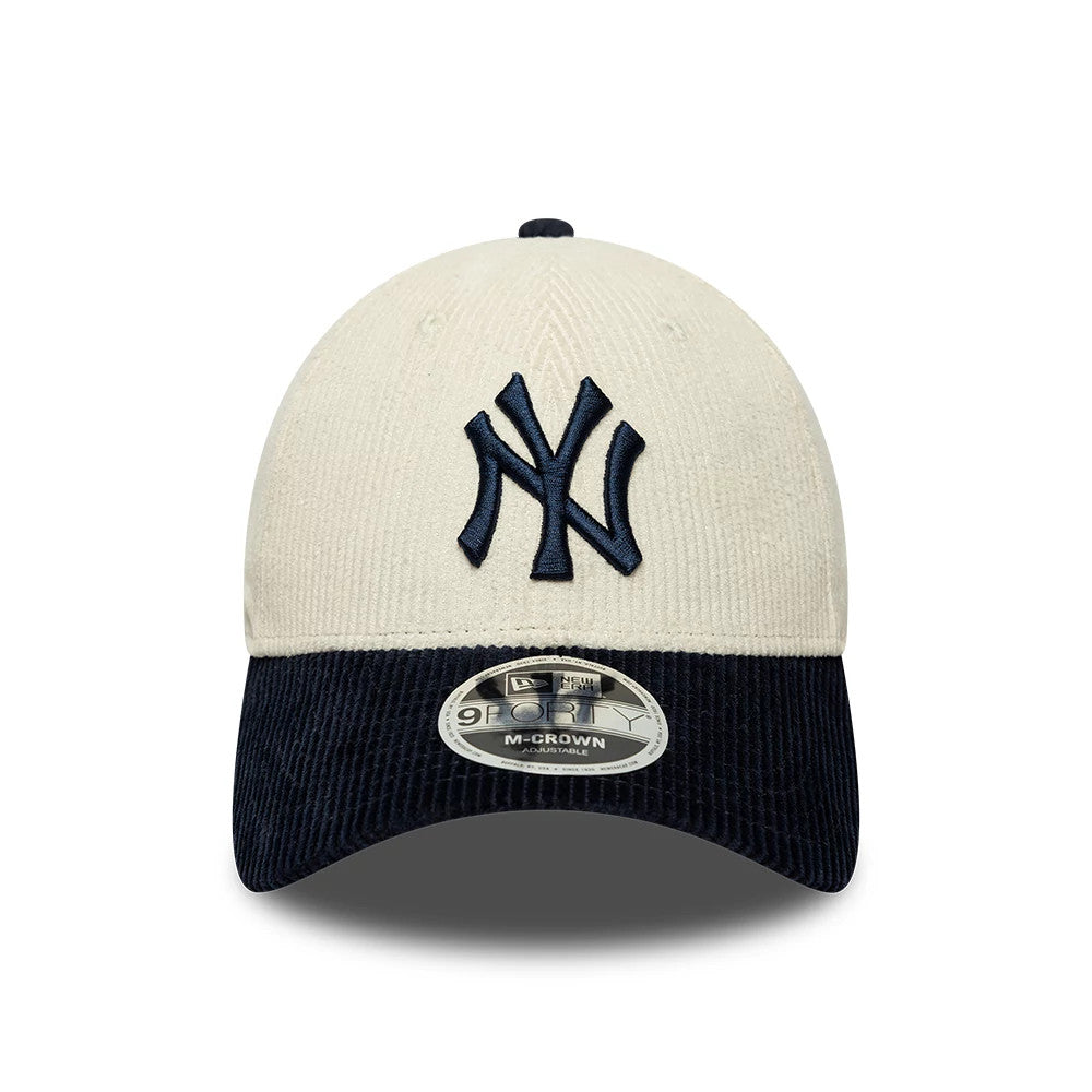 New York Yankees MLB Cord White & Black New Era 9FORTY M-Crown Adjustable Cap, front view showing the navy embroidered NY logo on the white crown, with a black corduroy curved visor and a 9FORTY size sticker centred on the visor.