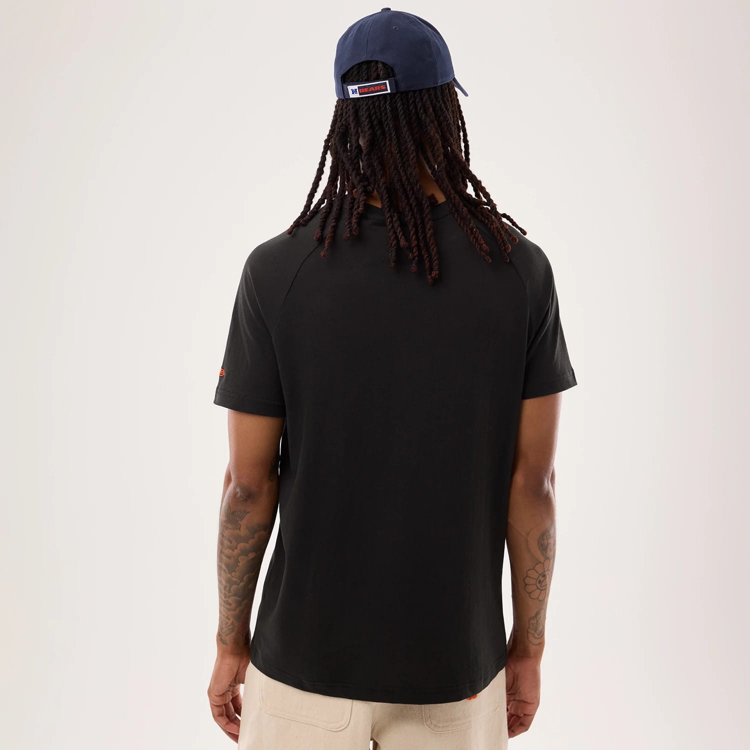 The model is wearing this NFL Sideline 2026 Chicago Bears T-Shirt in black. 2